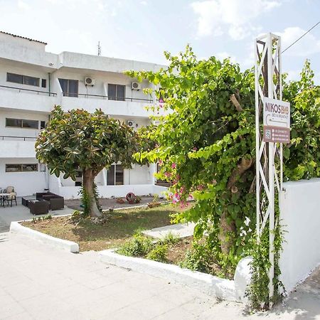 Nikos Bnb فاليراكي المظهر الخارجي الصورة
