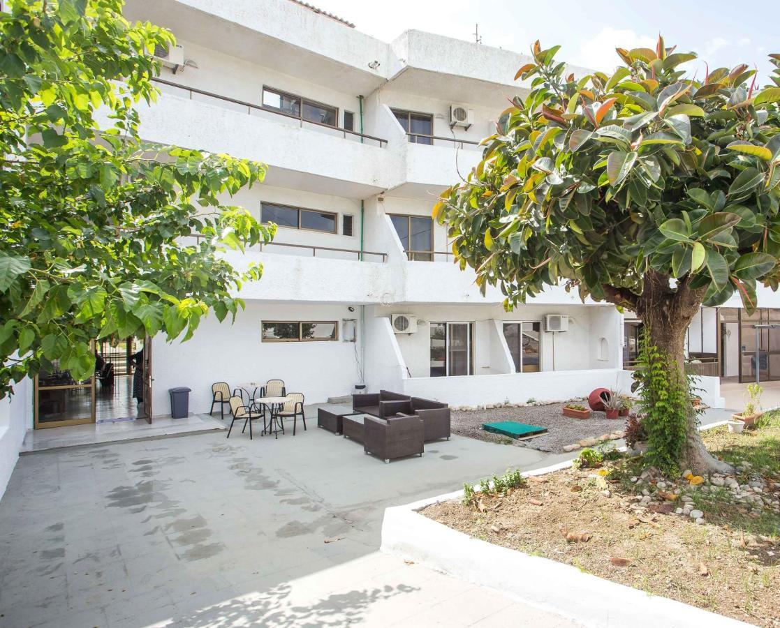 Nikos Bnb فاليراكي المظهر الخارجي الصورة